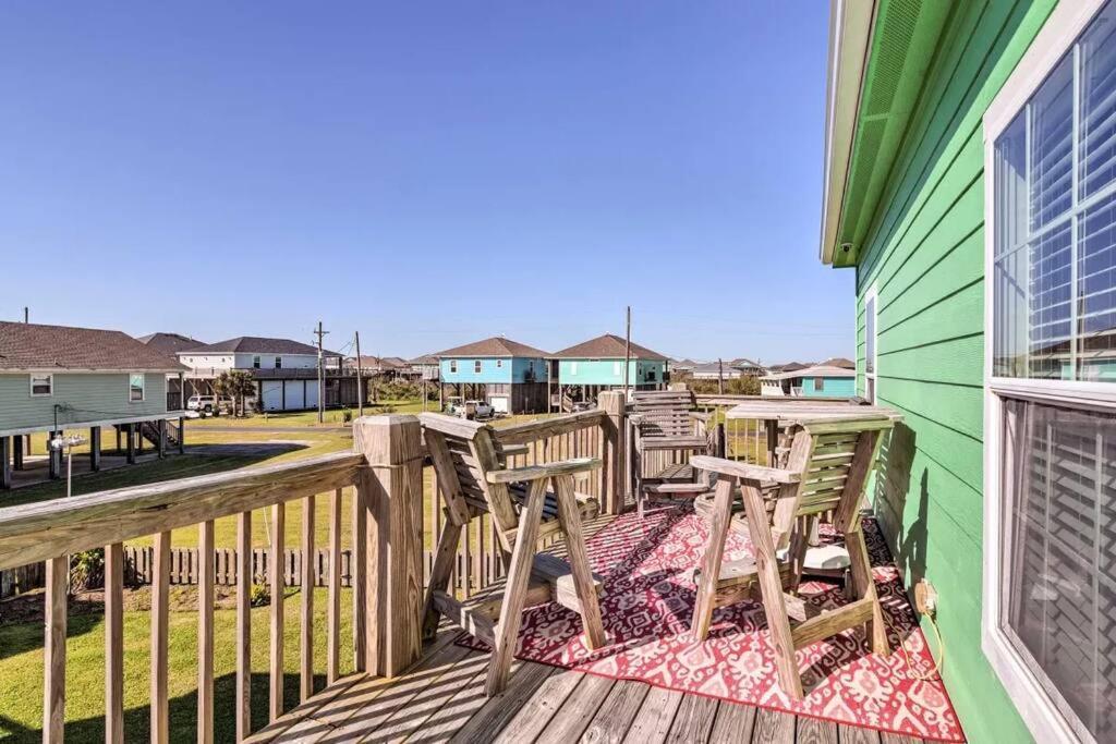 Coastal Heaven - Crystal Beach Relaxing Beach Home Bolivar Peninsula Bagian luar foto