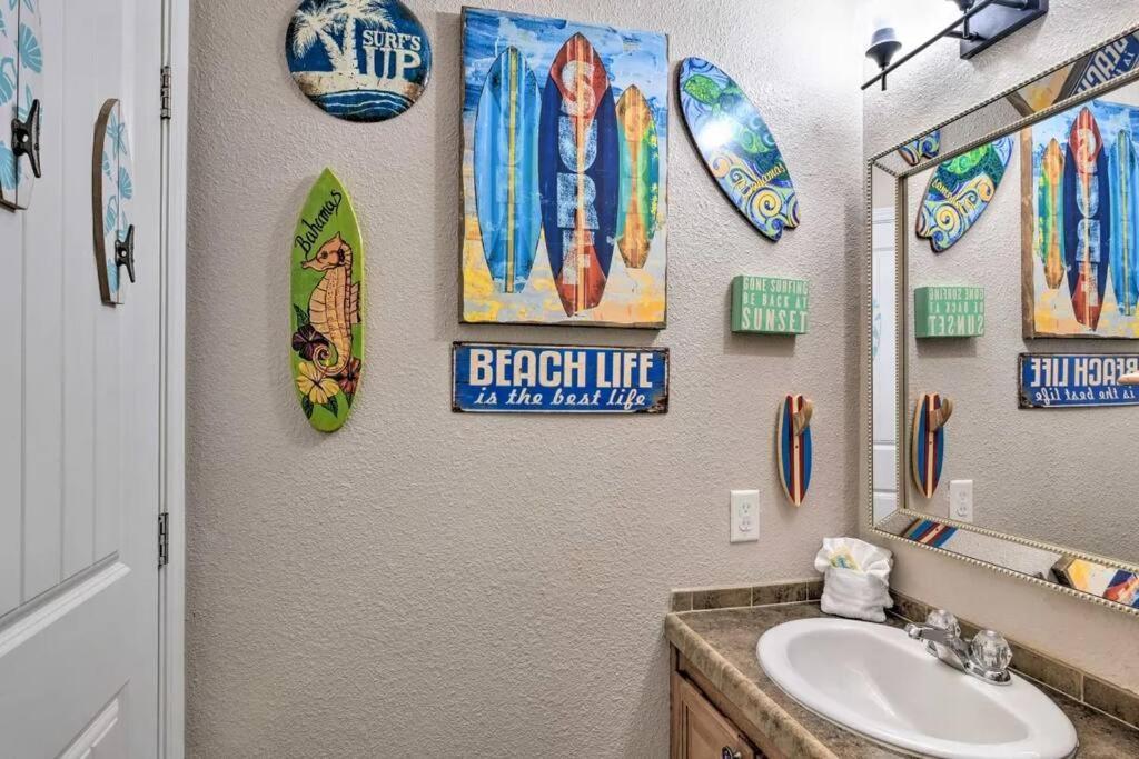 Coastal Heaven - Crystal Beach Relaxing Beach Home Bolivar Peninsula Bagian luar foto
