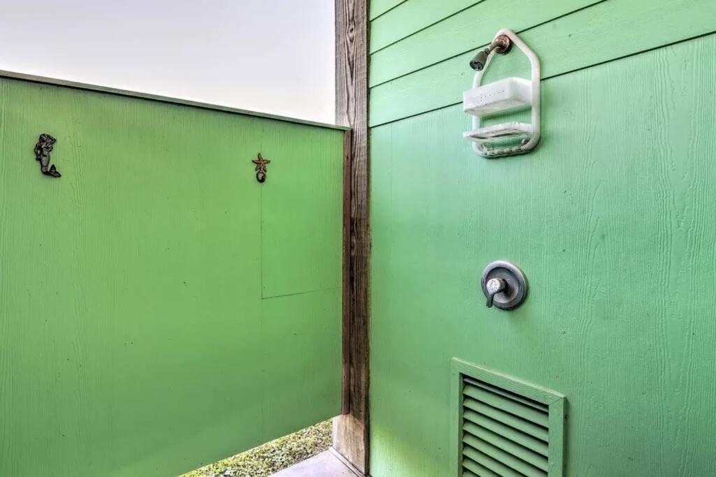 Coastal Heaven - Crystal Beach Relaxing Beach Home Bolivar Peninsula Bagian luar foto